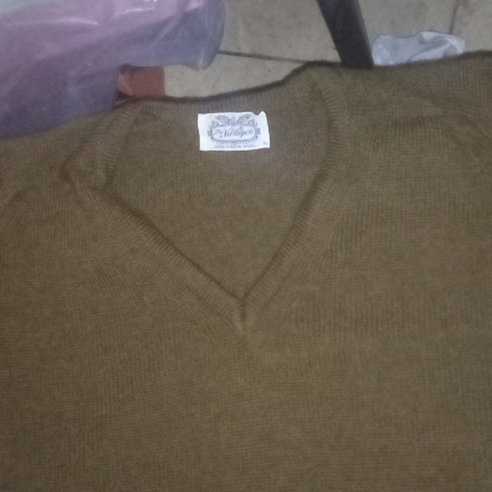 Vintage brown sweater